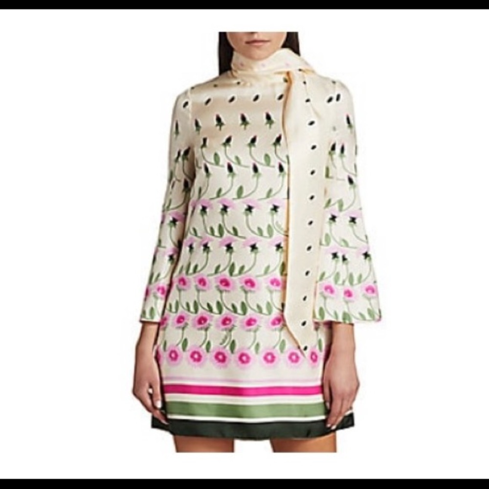 100% authentic Valentino